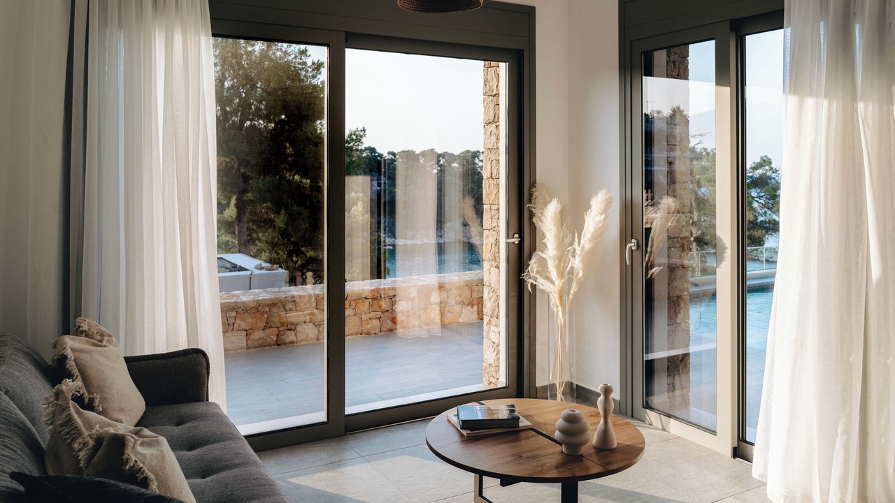 Photo of Livingroom in Patitiri