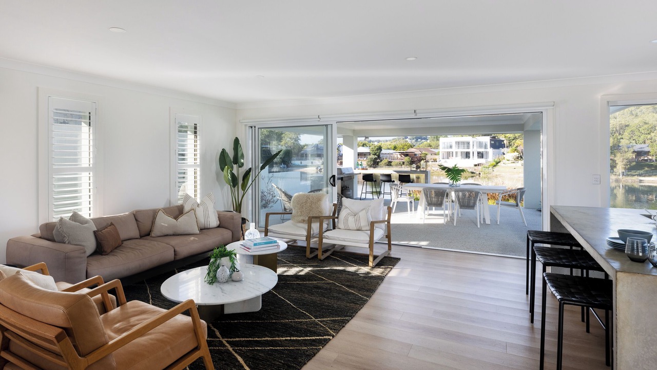 Photo of Livingroom in Burleigh Waters