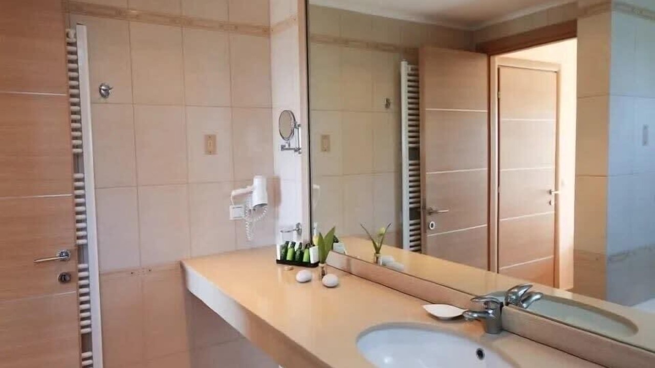 Photo of Bathroom in Troulos