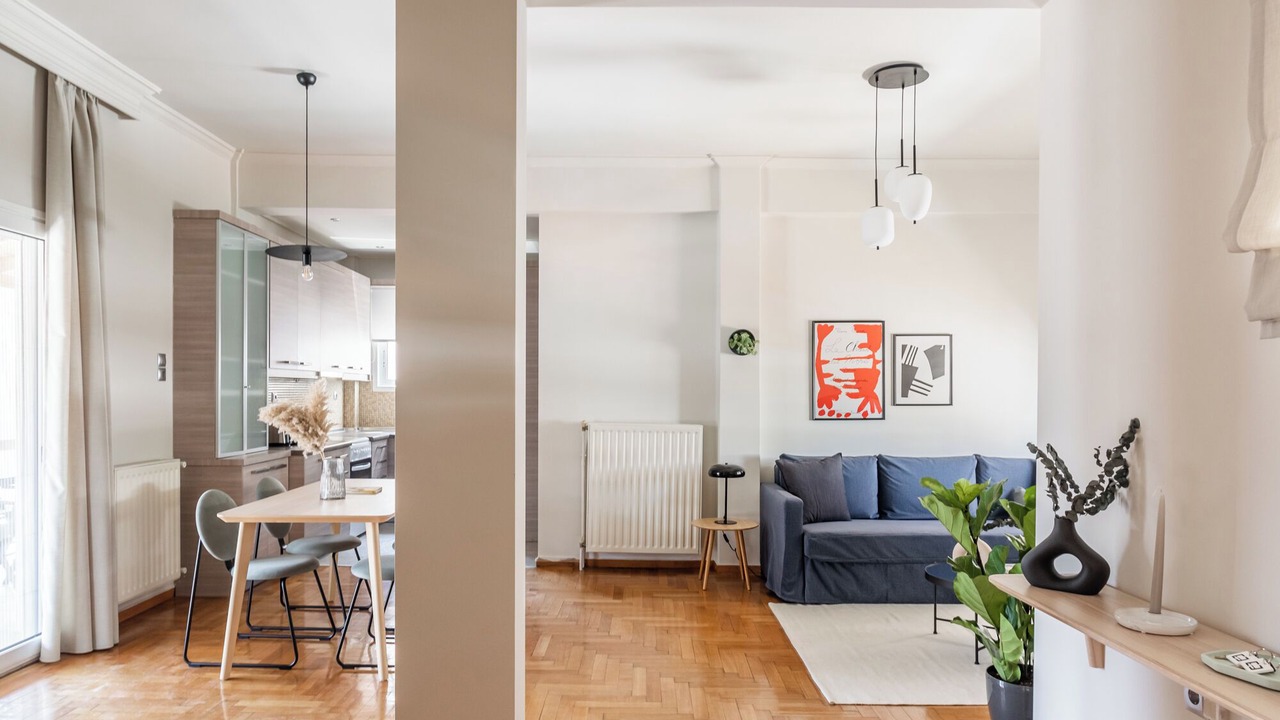 Photo of Livingroom in Exarhia