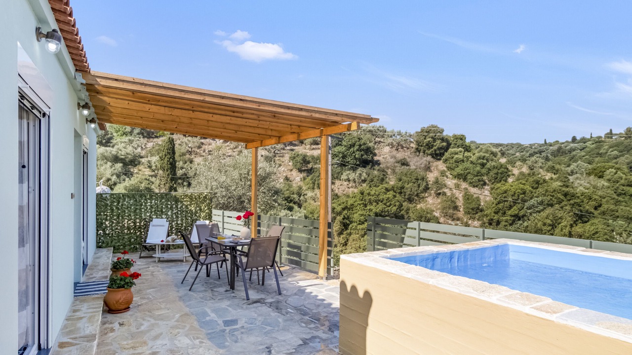 Photo of Outdoor in Katomerion
