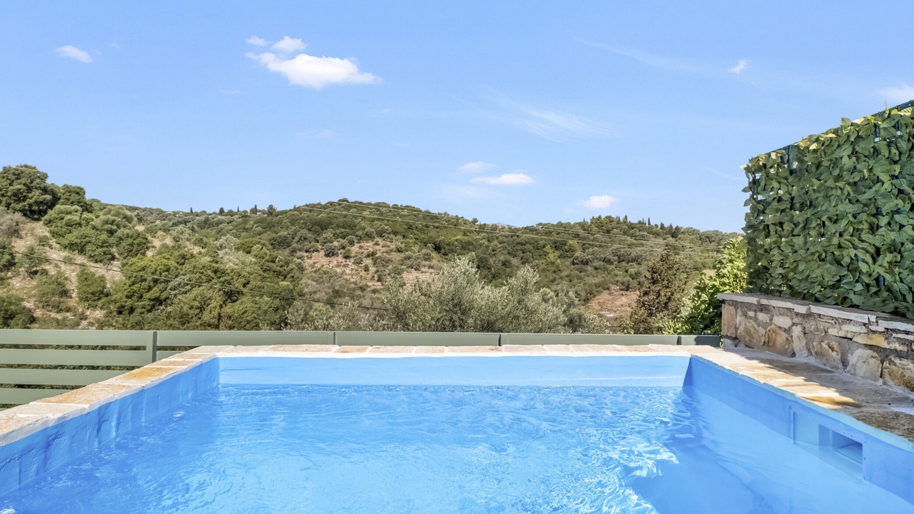 Photo of Outdoor in Katomerion