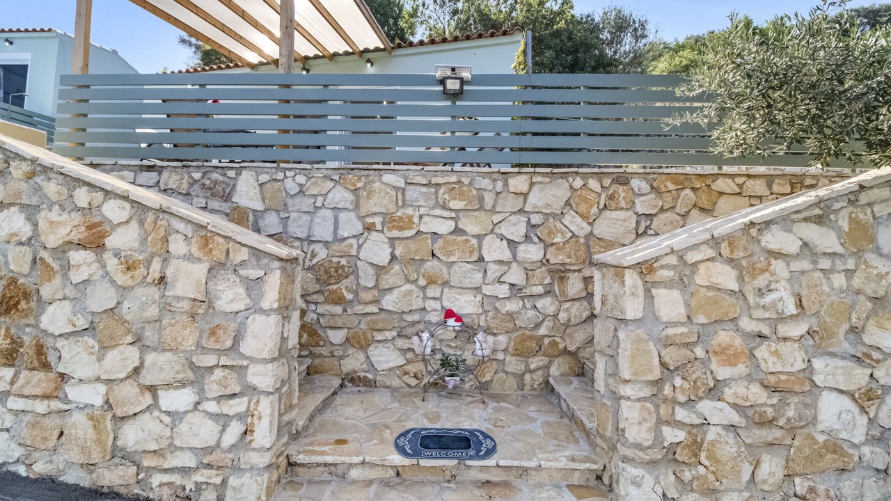 Photo of Outdoor in Katomerion
