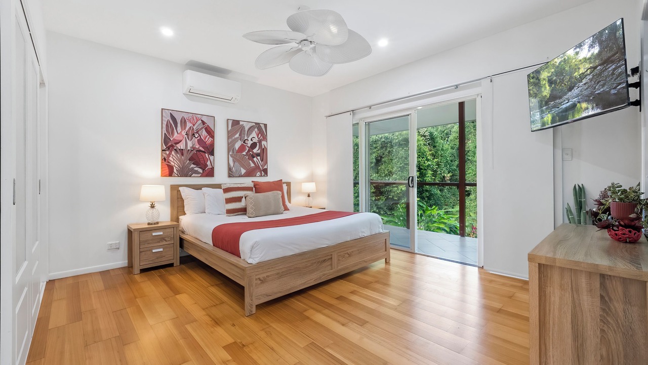 Photo of Bedroom in Clifton Beach