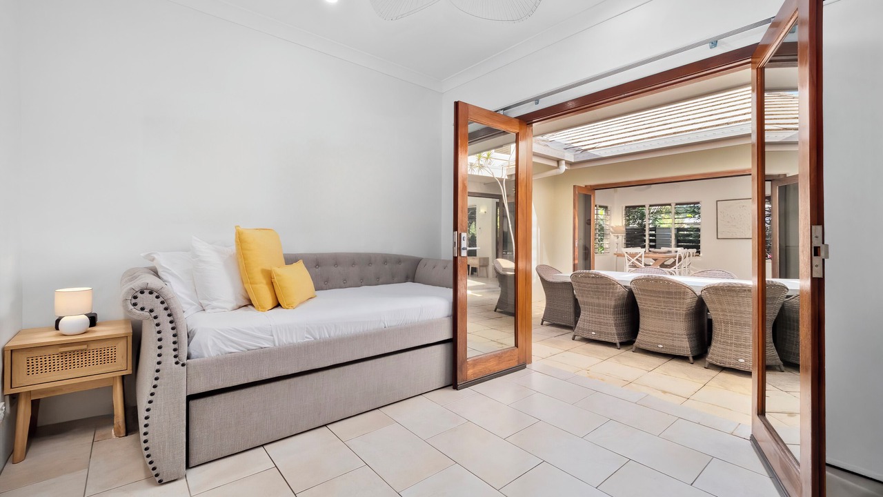 Photo of Livingroom in Clifton Beach