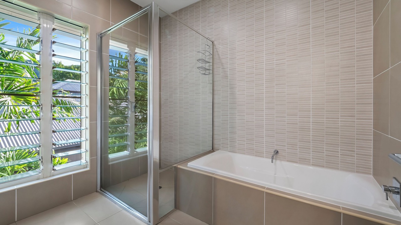 Photo of Bathroom in Clifton Beach