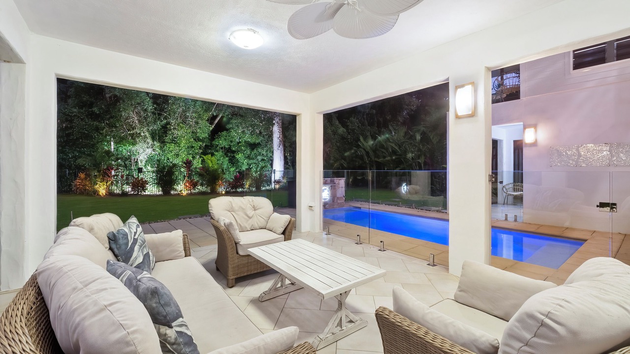 Photo of Livingroom in Clifton Beach