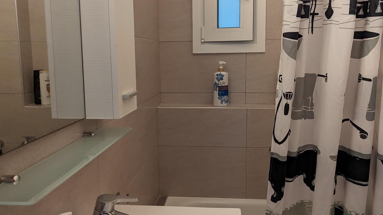 Photo of Bathroom in Kamena Vourla