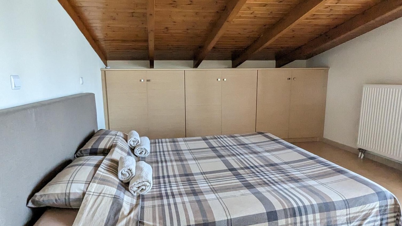 Photo of Bedroom in Kamena Vourla