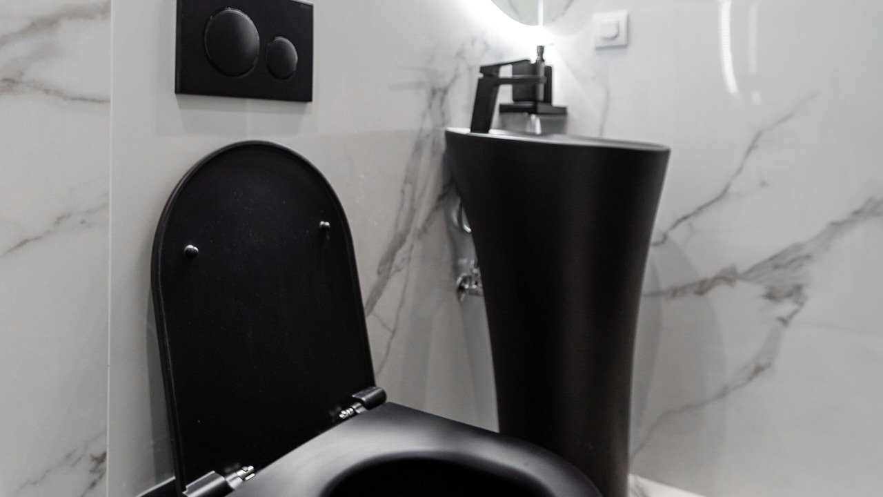 Photo of Bathroom in Argolikon