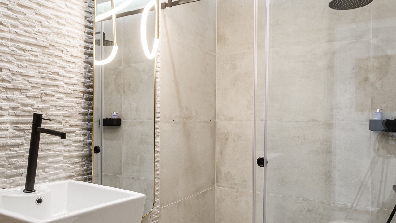Photo of Bathroom in Argolikon