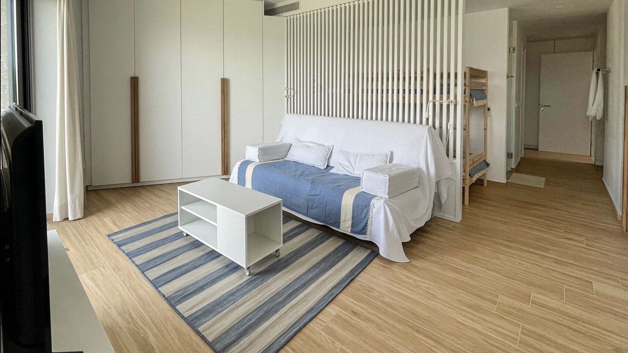 Photo of Livingroom in Lefktron