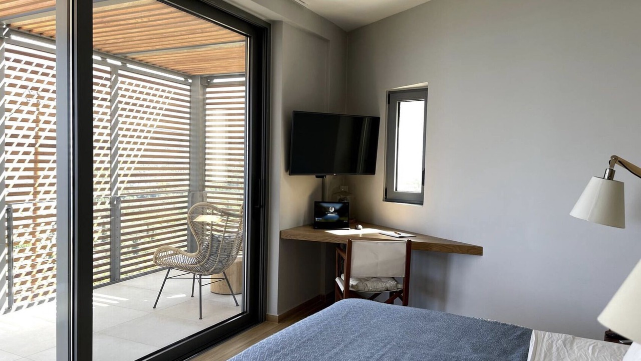 Photo of Bedroom in Lefktron
