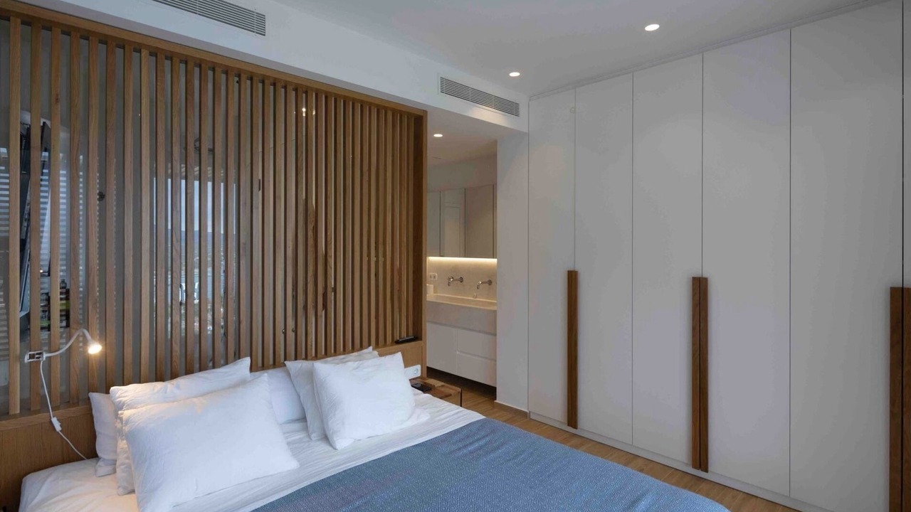 Photo of Bedroom in Lefktron