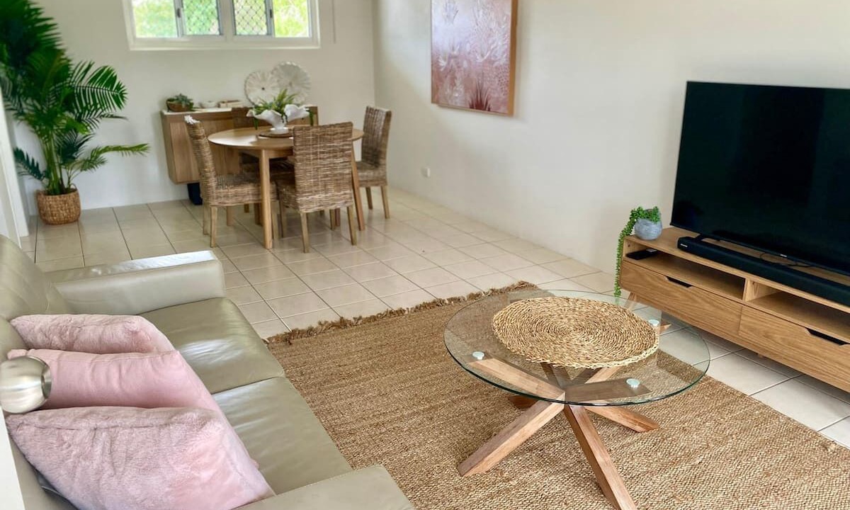 Photo of Livingroom in North Ward