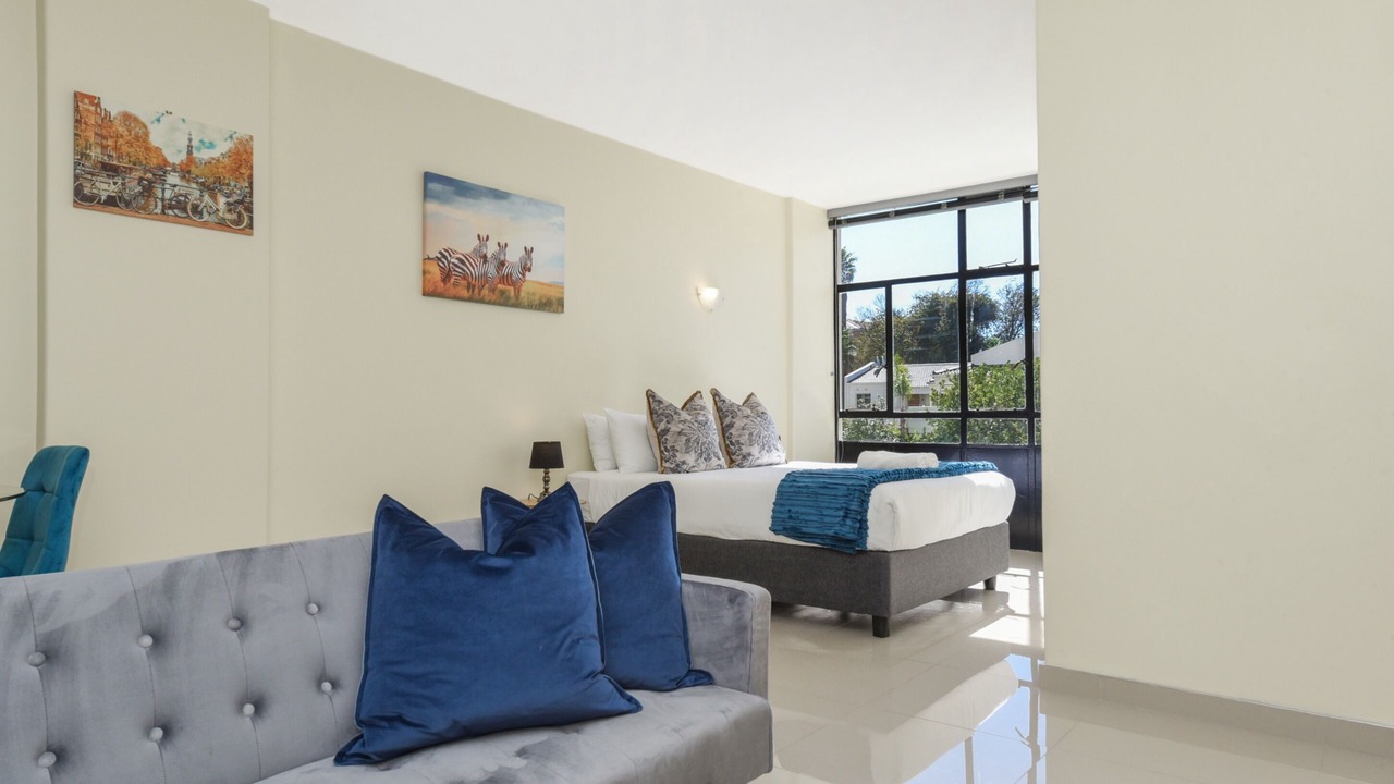Photo of Livingroom in Greater Johannesburg Metropolitan Area