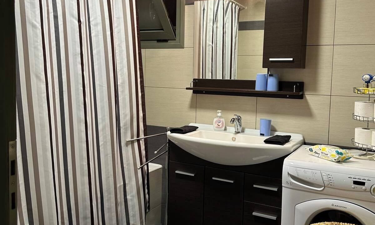 Photo of Bathroom in Kineta