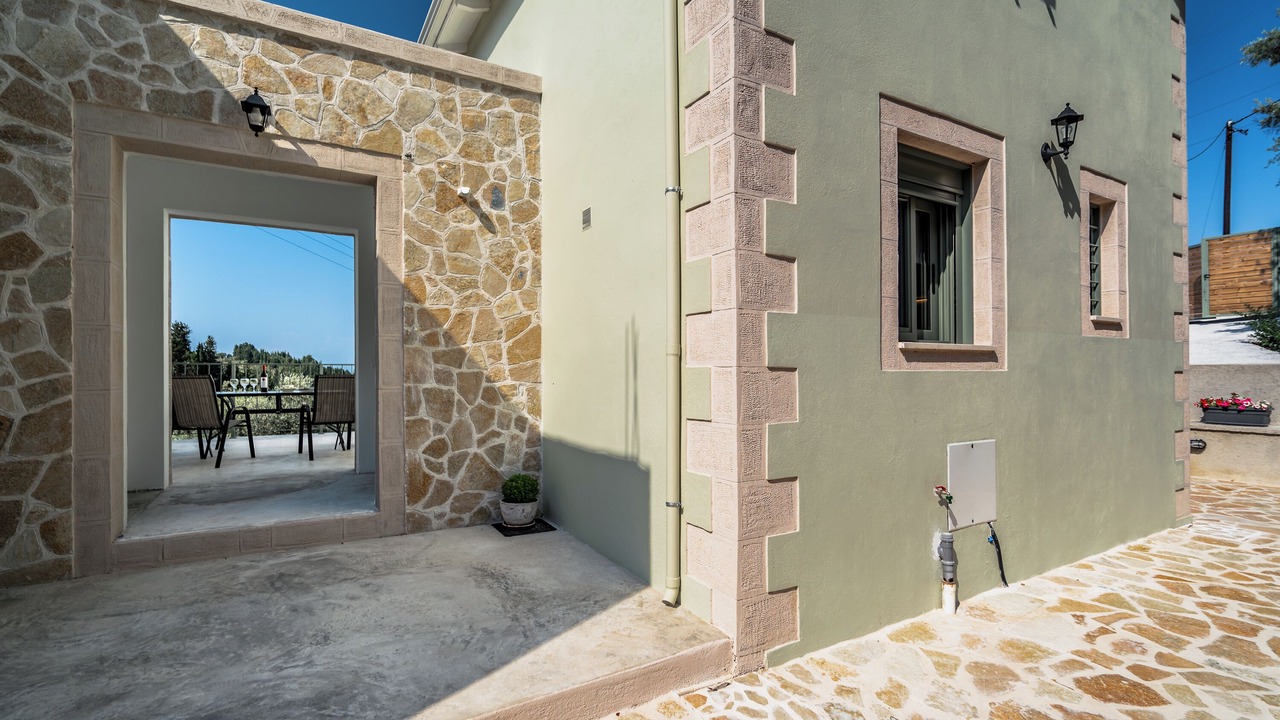 Photo of Patio Balcony in Kariotai