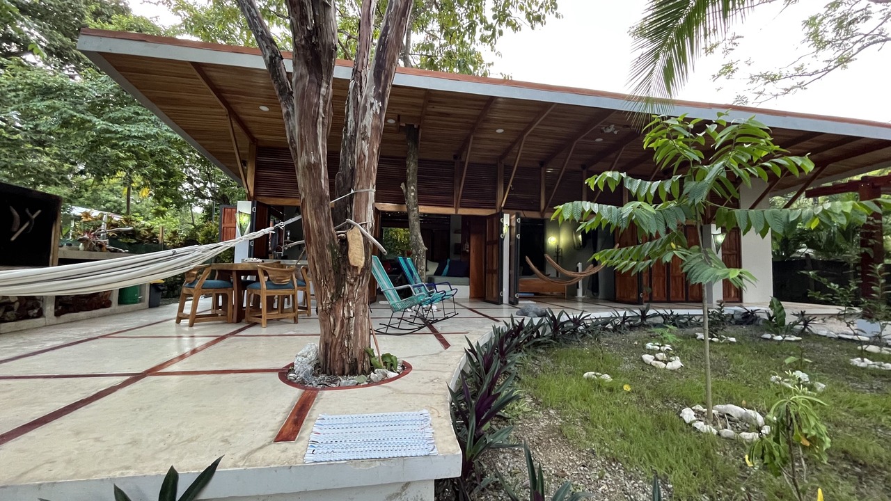 Photo of Patio Balcony in Cabuya
