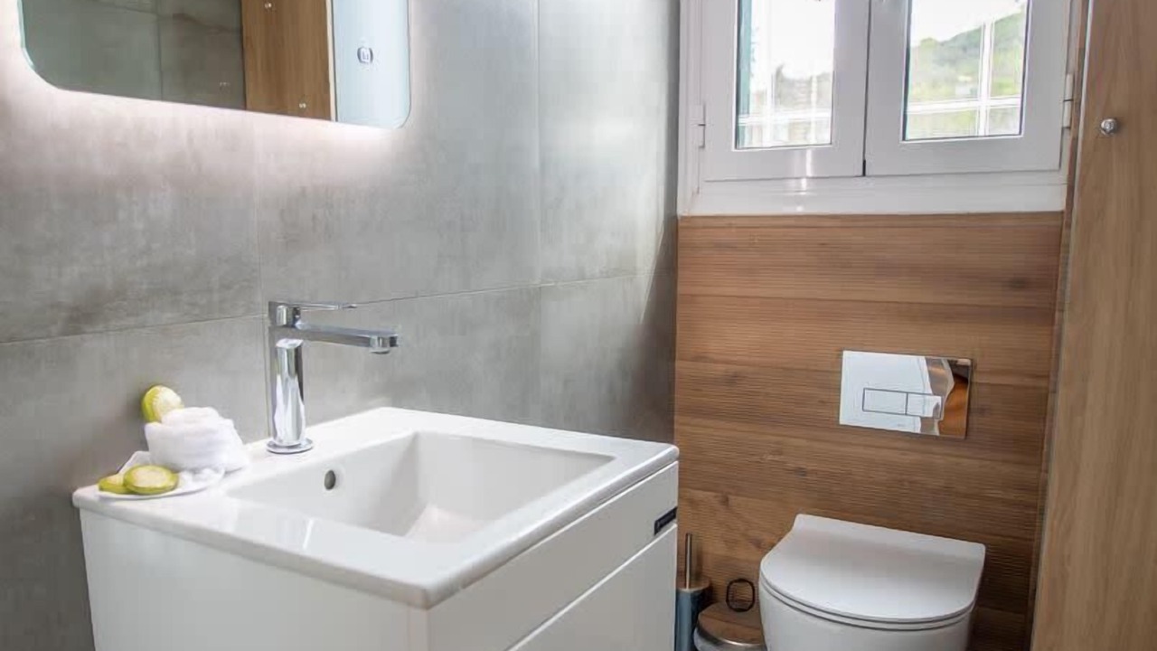 Photo of Bathroom in Marantochori