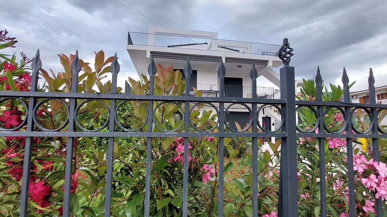 Photo of Outdoor in Katakali