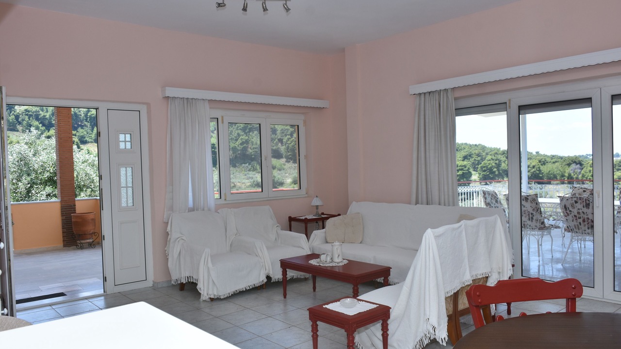 Photo of Livingroom in Oropos