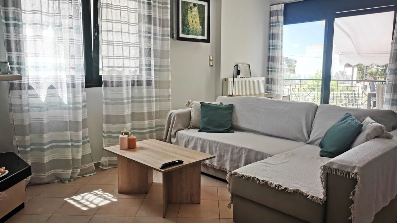 Photo of Livingroom in Kalyvia Thorikou