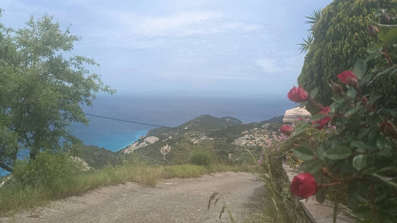 Photo of Outdoor in Kalamitsi