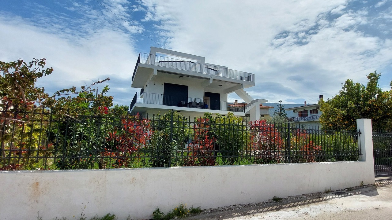 Photo of Outdoor in Kato Almiri