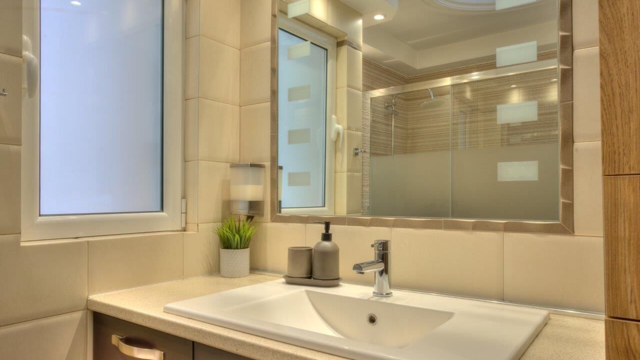 Photo of Bathroom in Elliniko