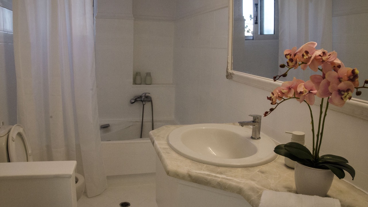 Photo of Bathroom in Chalcis