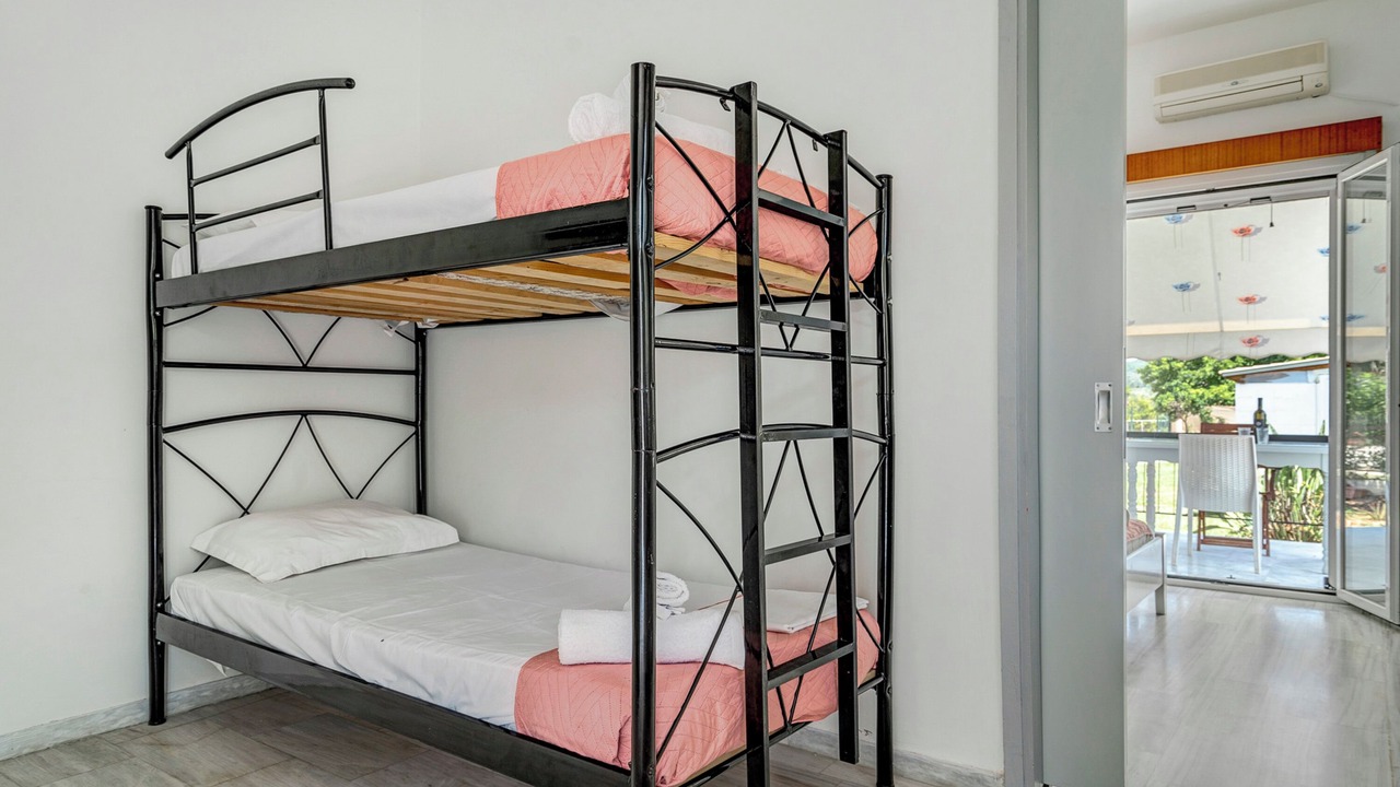 Photo of Bedroom in Zalongo