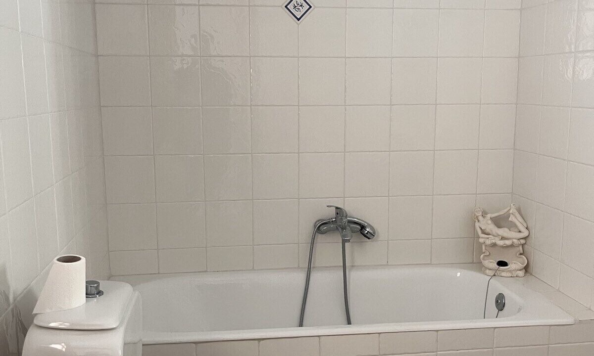 Photo of Bathroom in Trapeza