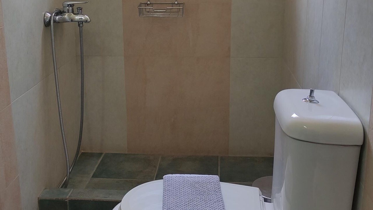 Photo of Bathroom in Kamena Vourla
