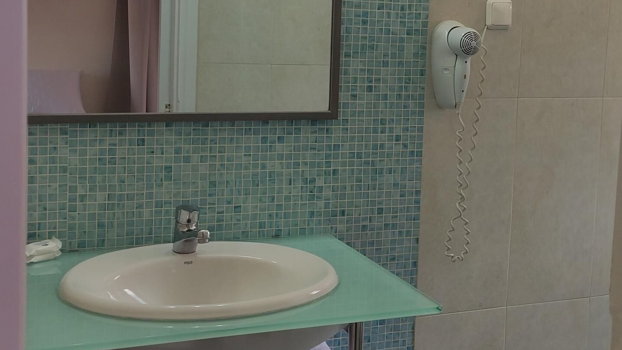 Photo of Bathroom in Kamena Vourla
