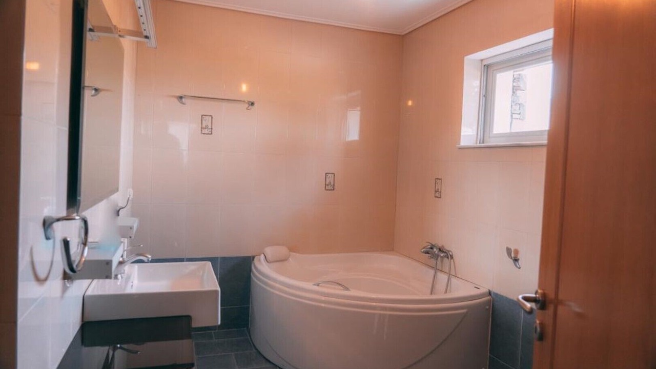 Photo of Bathroom in Karystos
