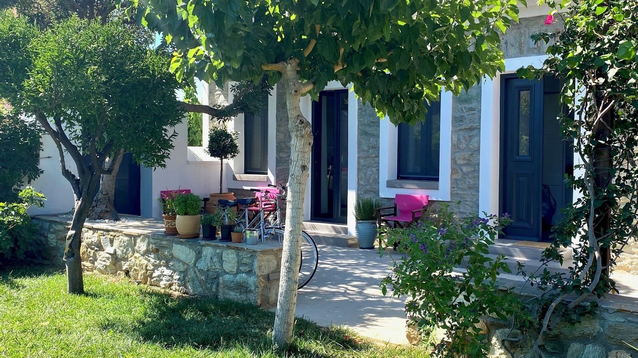 Photo of Patio Balcony in Karystos