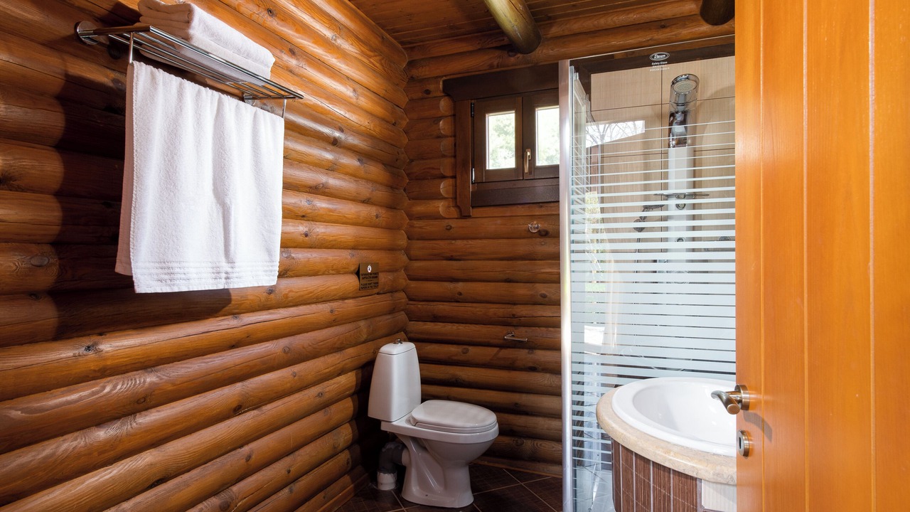 Photo of Bathroom in Kakoulioureika