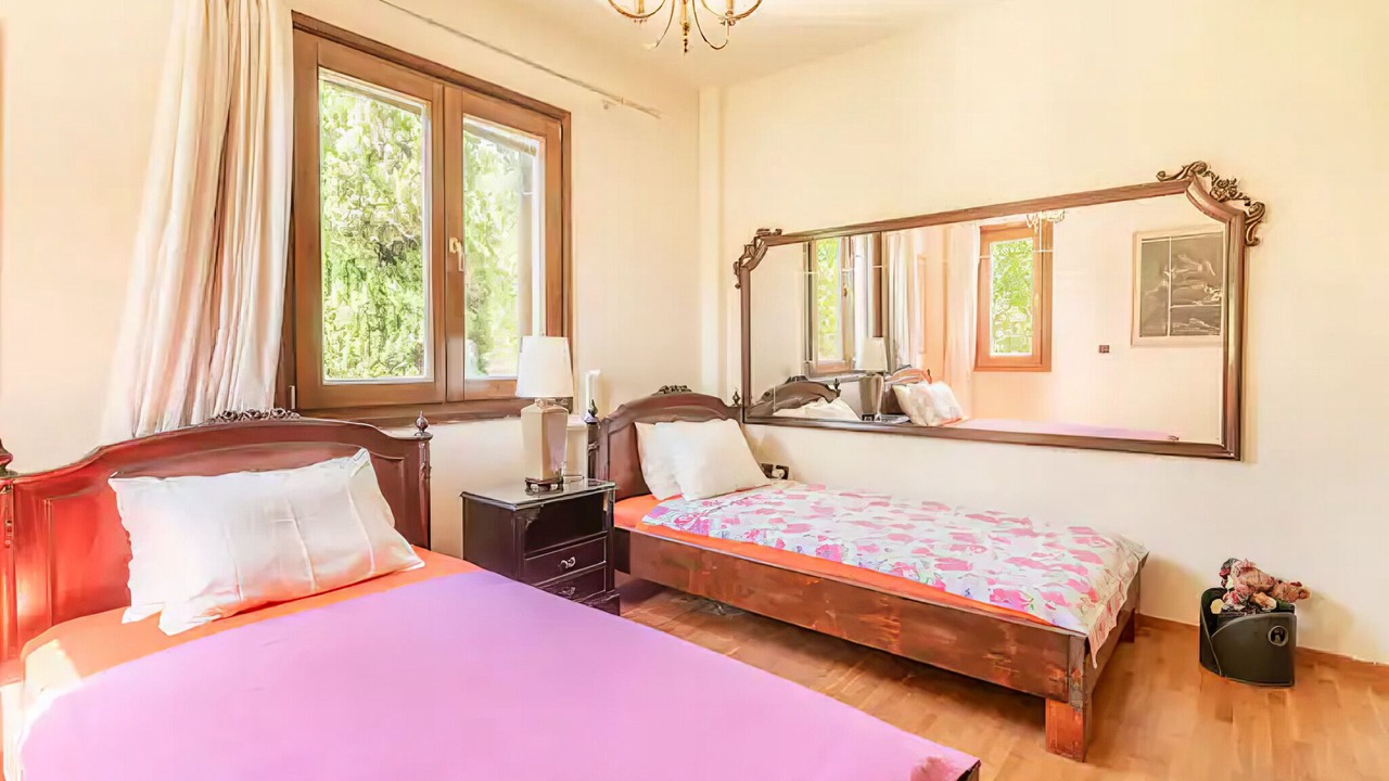 Photo of Bedroom in Marathon