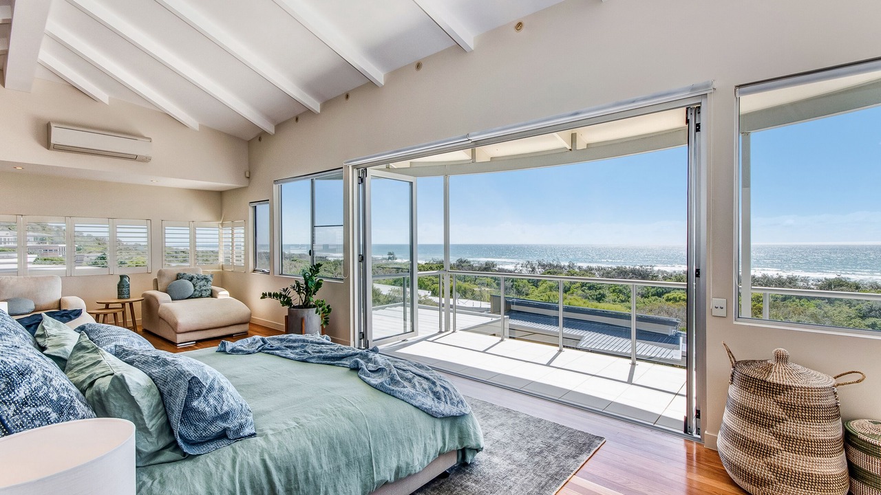 Photo of Bedroom in Castaways Beach