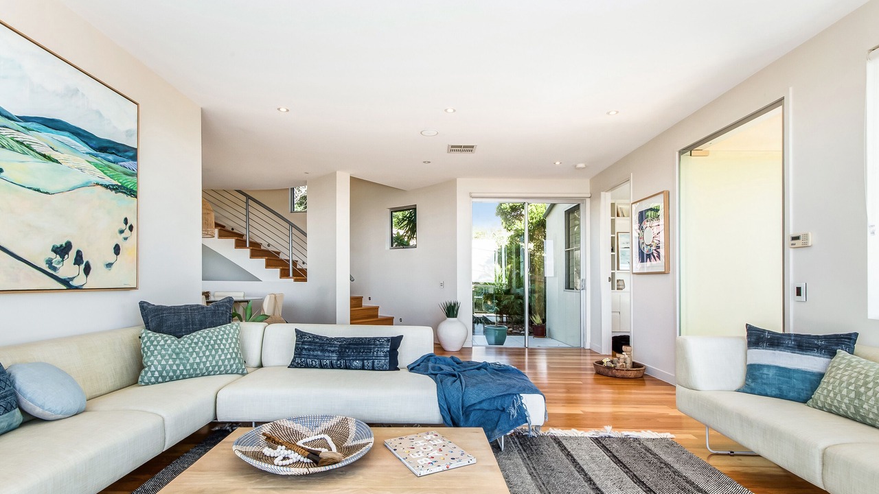 Photo of Livingroom in Castaways Beach