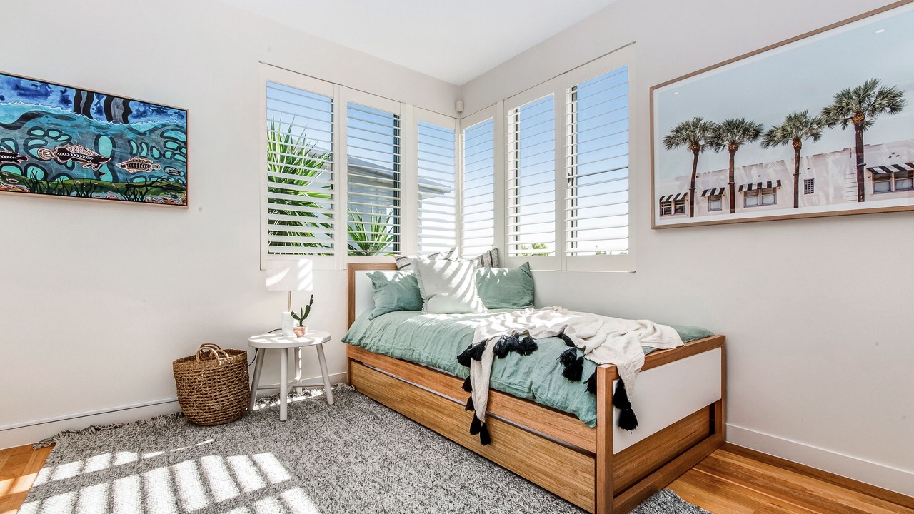 Photo of Bedroom in Castaways Beach