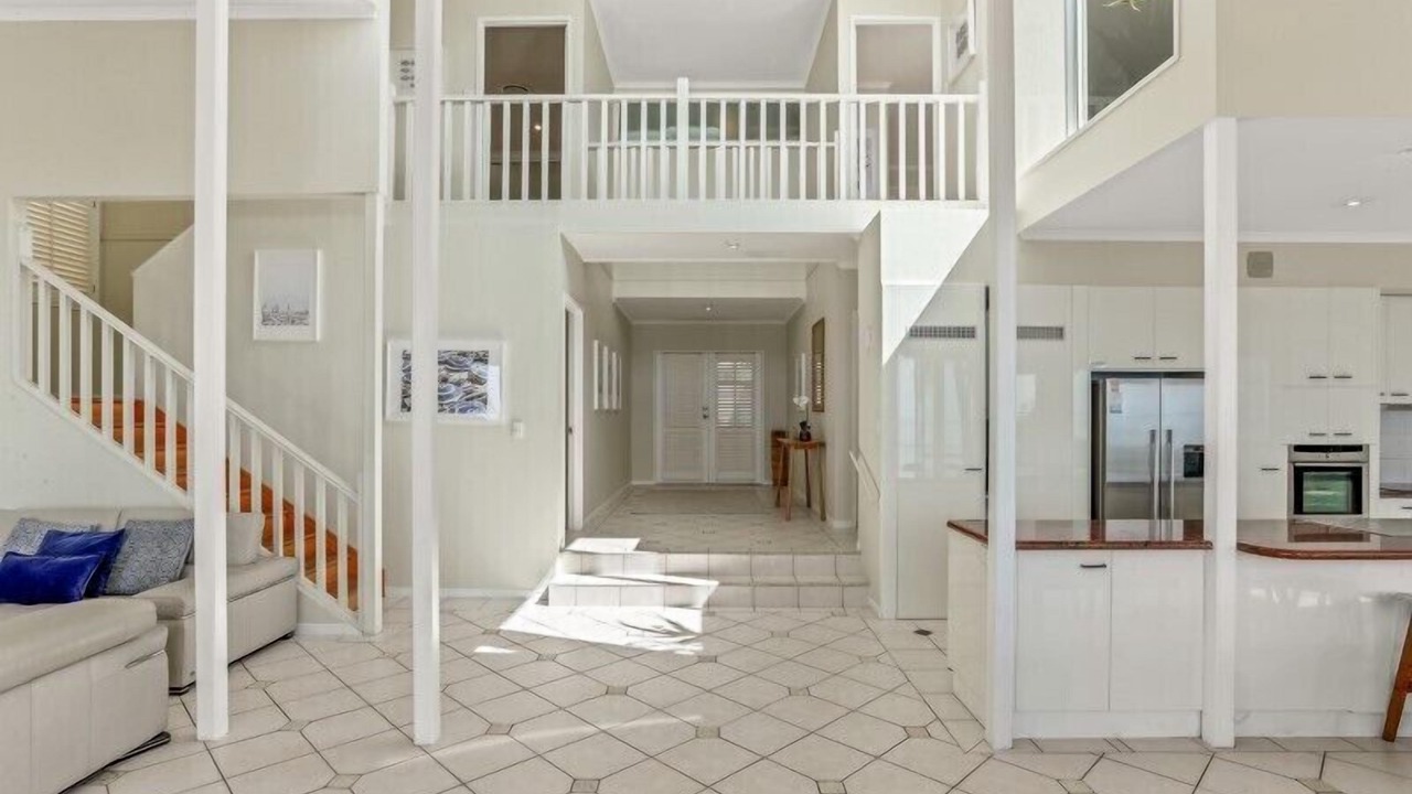 Photo of Livingroom in Sunrise Beach