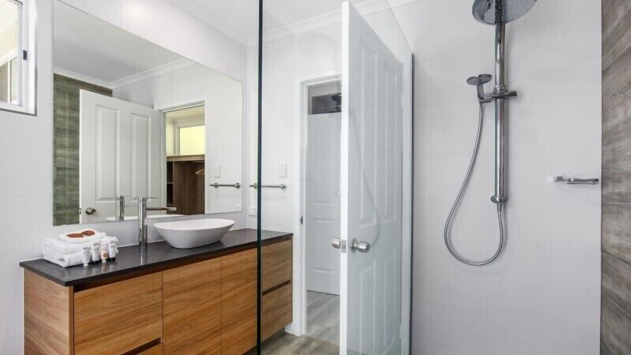 Photo of Bathroom in Sunrise Beach