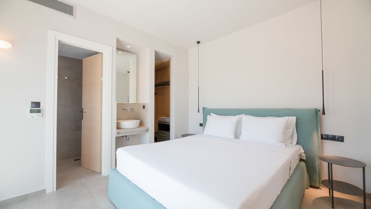 Photo of Bedroom in Katomerion