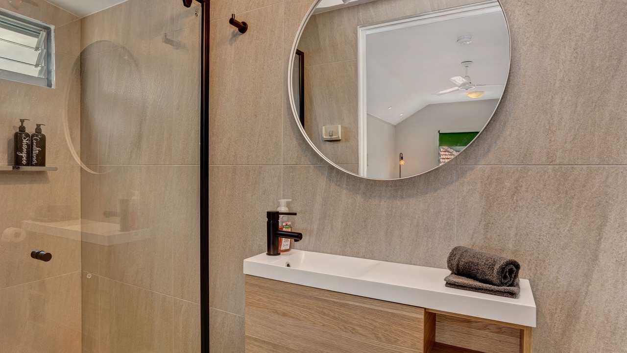 Photo of Bathroom in Graceville