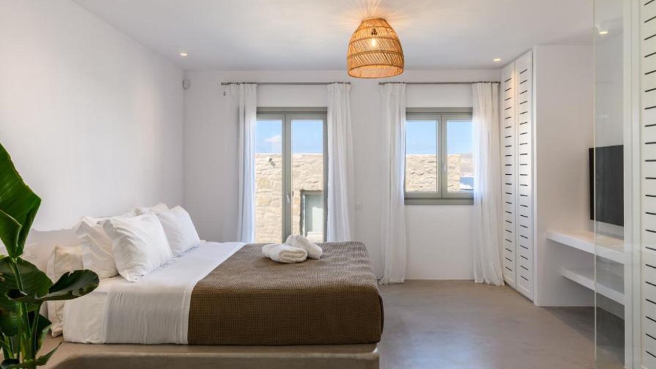Photo of Bedroom in Ornos