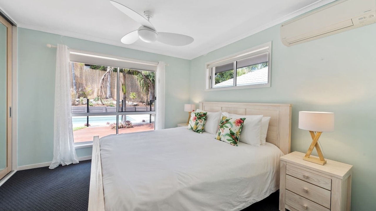 Photo of Bedroom in Castaways Beach