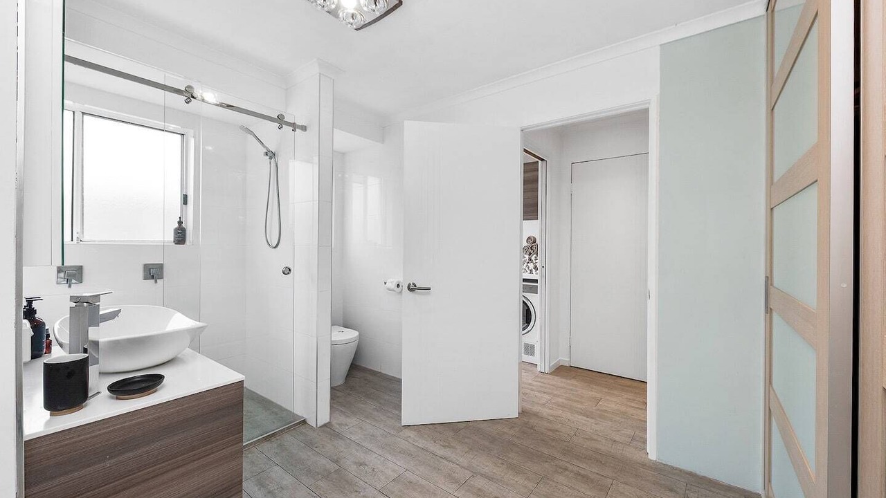 Photo of Bathroom in Castaways Beach