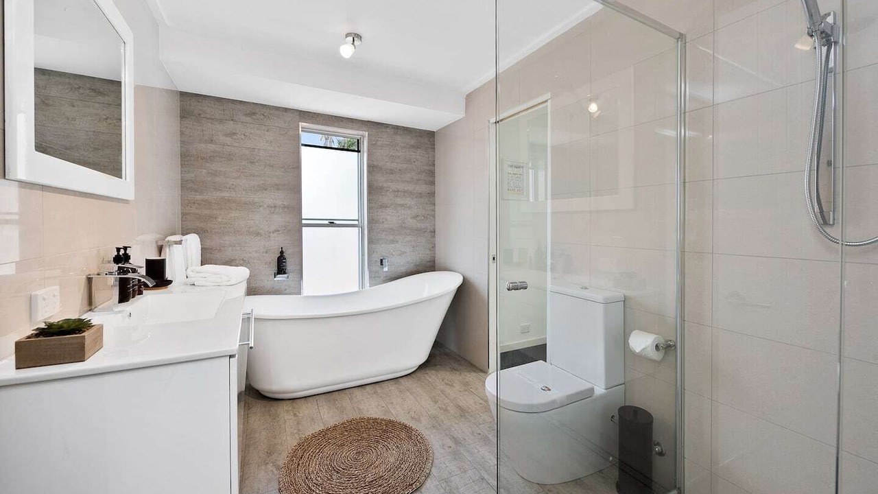 Photo of Bathroom in Castaways Beach